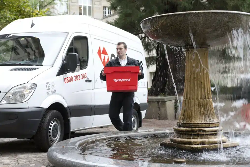 Courier Services: A Complete Guide 2023