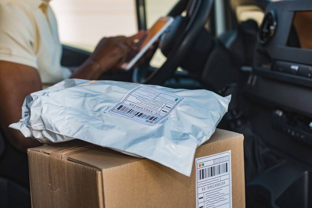 Courier delivery service