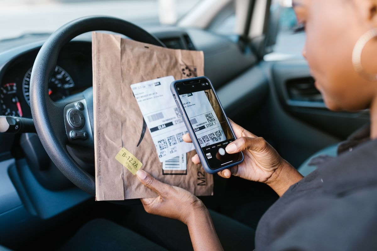Interstate Courier Services